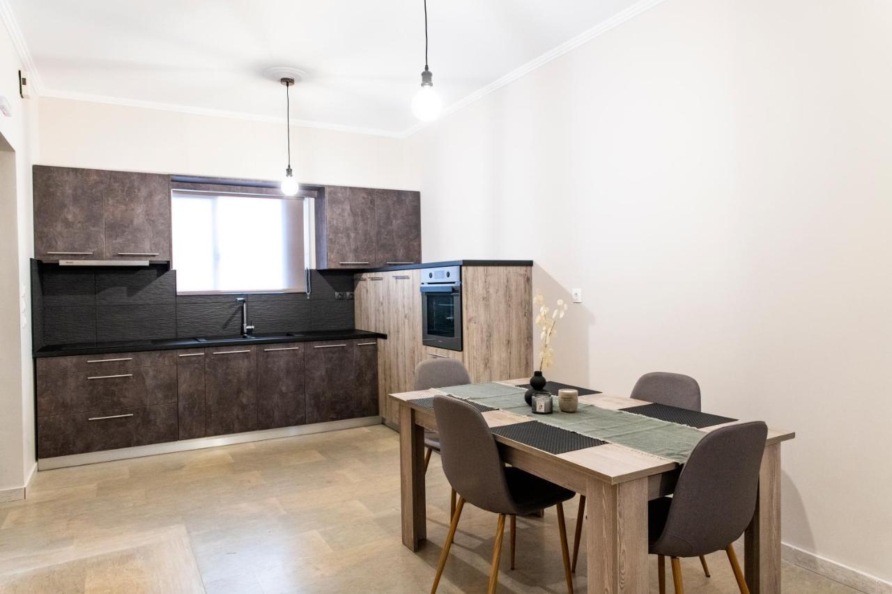 Walnut Home Apartment Near Ancient Olympia Kréstena Exterior photo